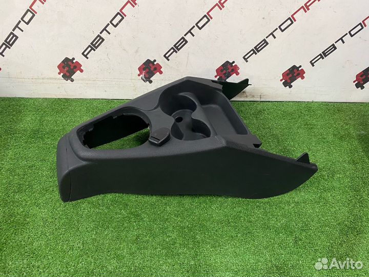 Консоль центральная Renault Logan 2 Sandero 2