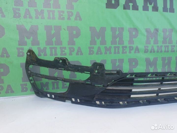 Решетка бампера передняя Kia Rio 3 3 G4FS 2015