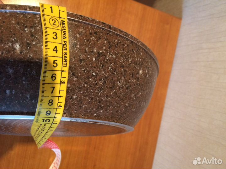 Сковорода,стаканы с крышкой,ручка для сковороды