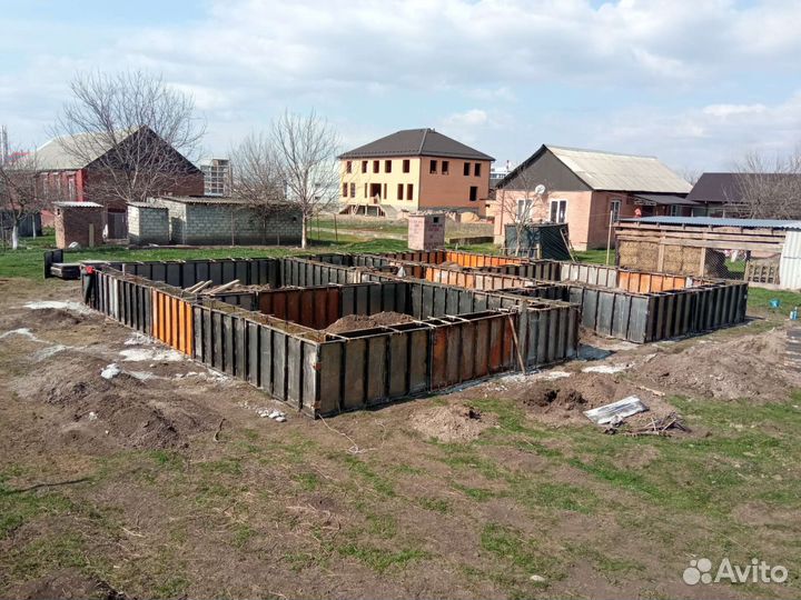 Фундамент со своими опалубками