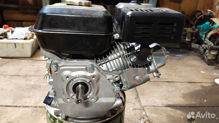 Бензиновый двигатель 7лс