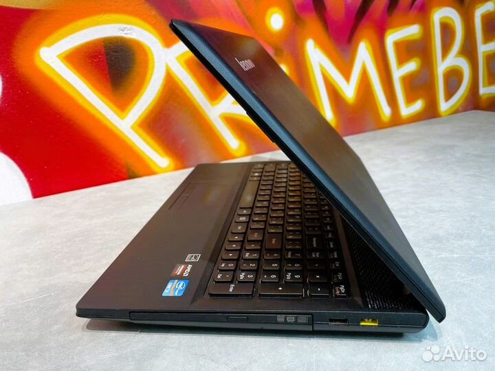 Отличный Lenovo Intel i3-3110M/HD Graphics 4000