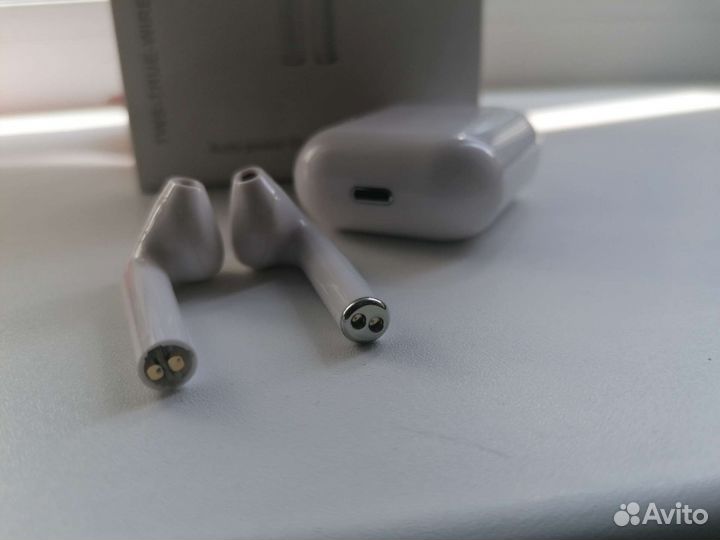 Беспроводные наушники i12 tws