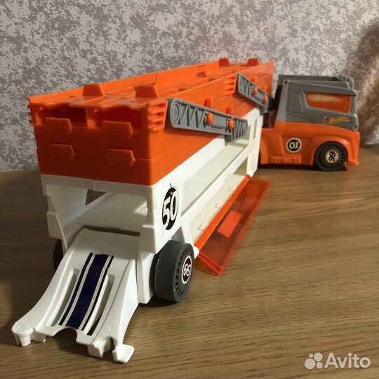 Автовоз hot wheels