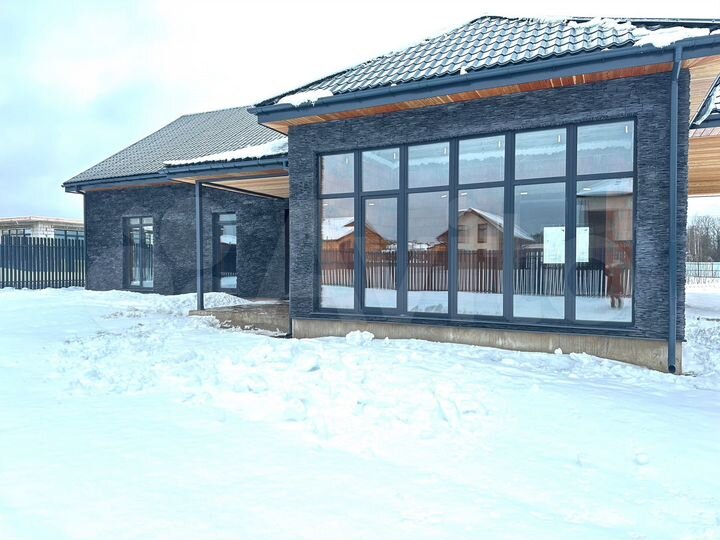 Дом 316 м² на участке 12,9 сот.