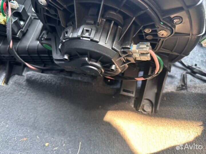 Моторчик печки Hyundai Sonata YF 2.4 G4KK hybrid