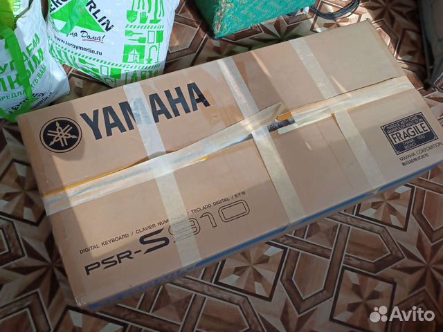 Рабочая станция Yamaha PSR-S910 объявление продам