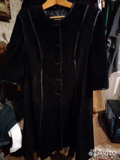 Замшевый плащ