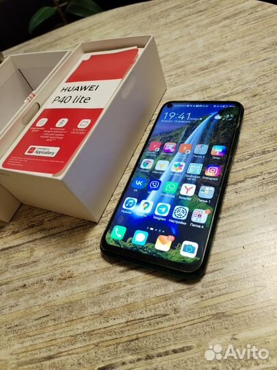 HUAWEI P40 Lite, 6/128 ГБ