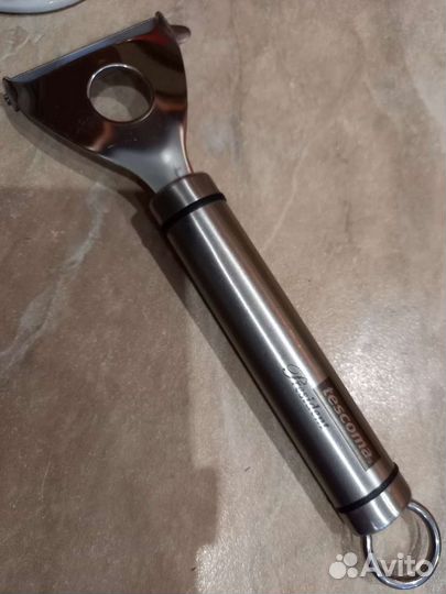 Кухонные принадлежности, предметы посуды