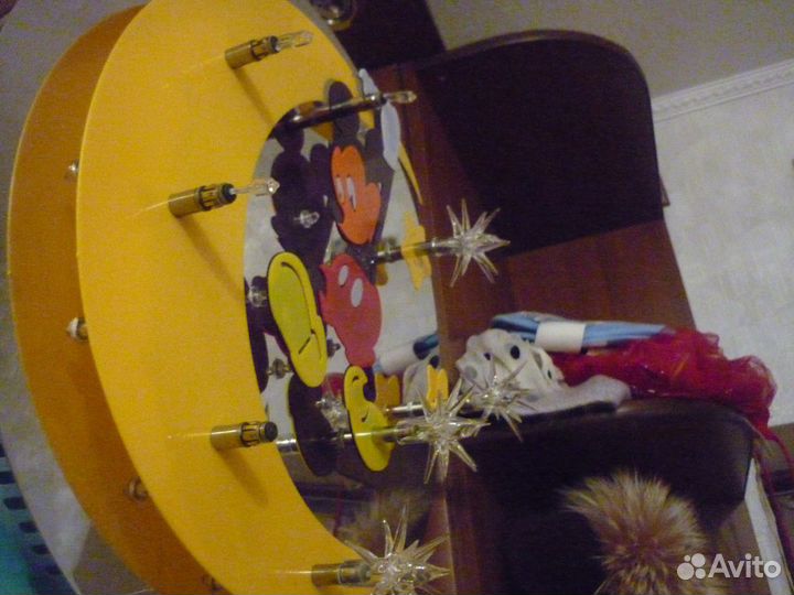 Люстра для деской комнаты