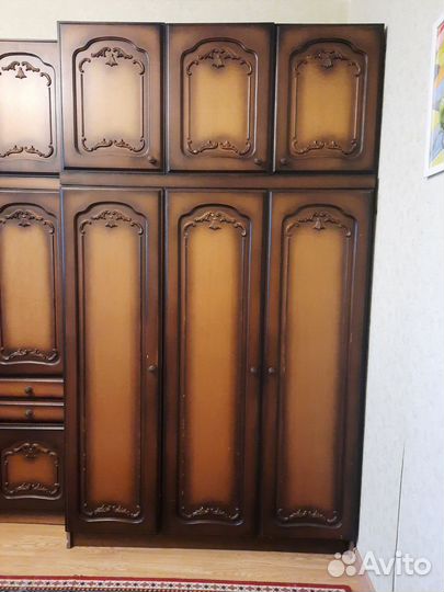 Стенка в гостиную со шкафом
