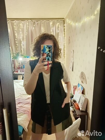 Жилетка безрукавка женская 46 48