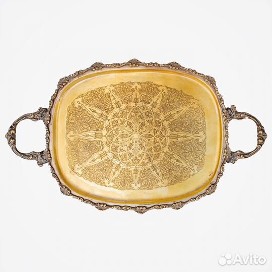 Много Подносов латунь антиквариат и серебрение