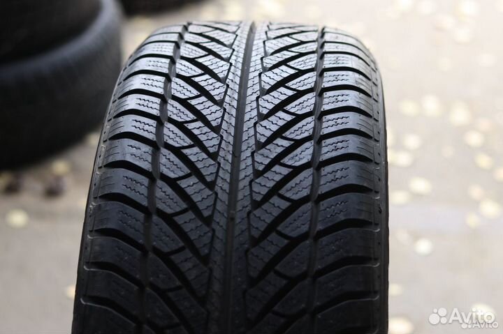 Goodyear UltraGrip Performance 2 255/50 R21