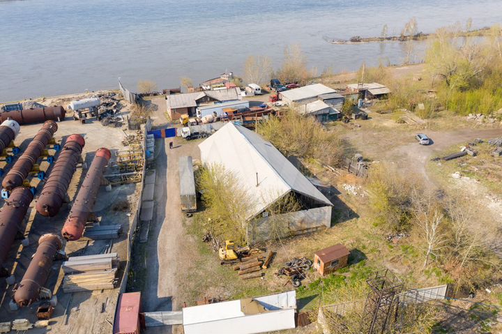 Склад, Прибойная ул., 37