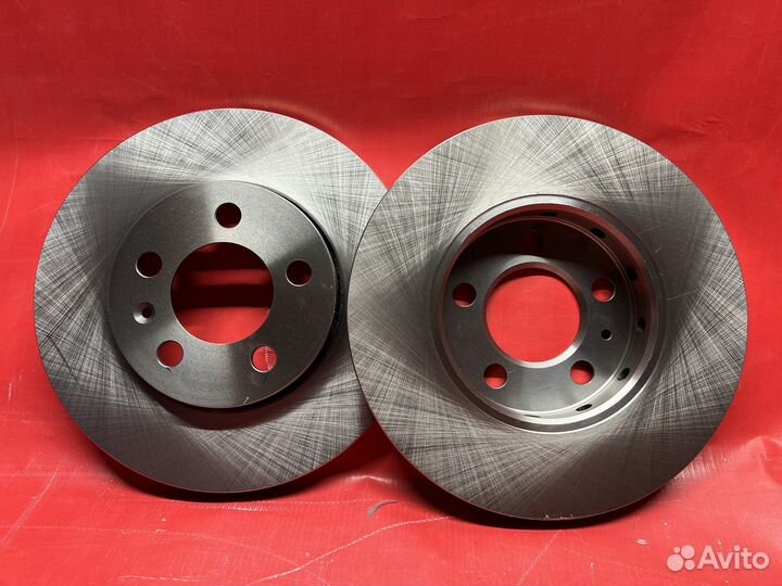 Тормозной диск передний Polo sedan 5 2010