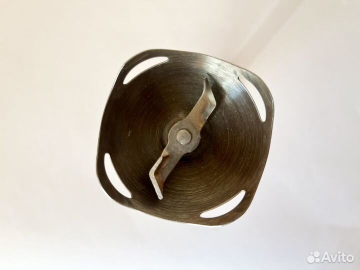 Блендер Redmond RHB-2952 погружной