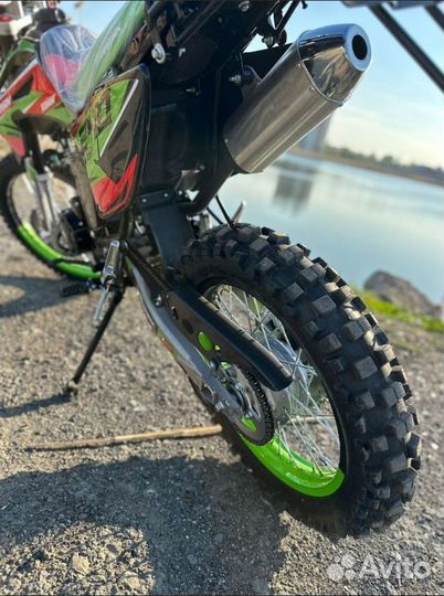 Мотоцикл Sharmax Sport 240