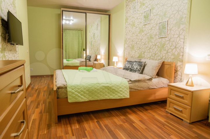 2-к. квартира, 52 м², 1/9 эт.