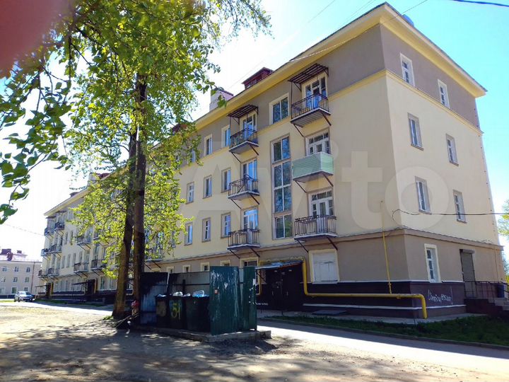 Комната 22 м² в 4-к., 2/4 эт.