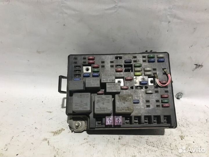 Блок предохранителей Kia Spectra S6D11 2006