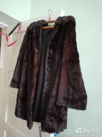 Шуба норковая с капюшоном