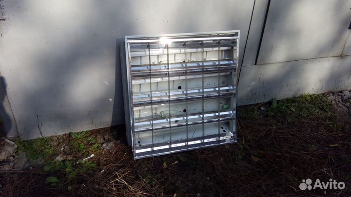 Светильник потолочный