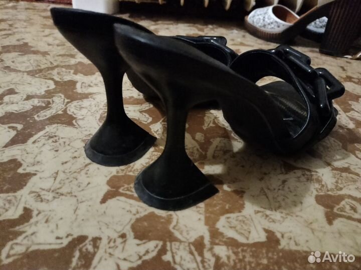 Босоножки женские 37 размер новые