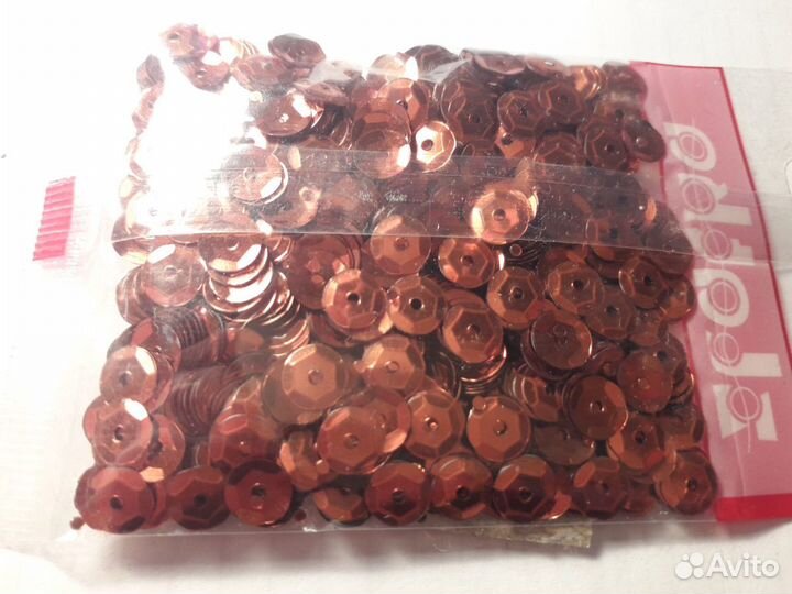 Пайетки пришивные на одежду(россыпью)