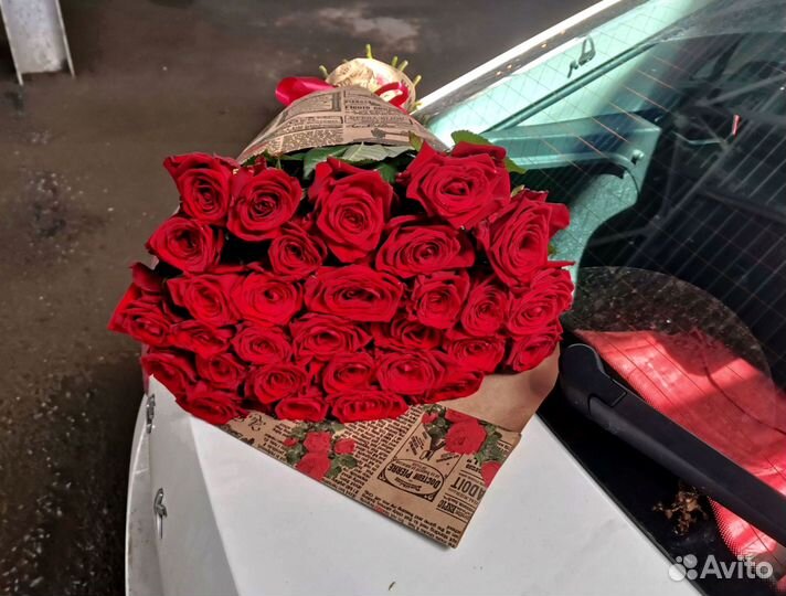 Розы, букет цветов, 101 роза, 51 роза. Розы опт