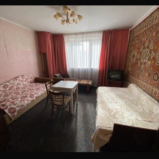 Комната 28 м² в 2-к., 3/12 эт.