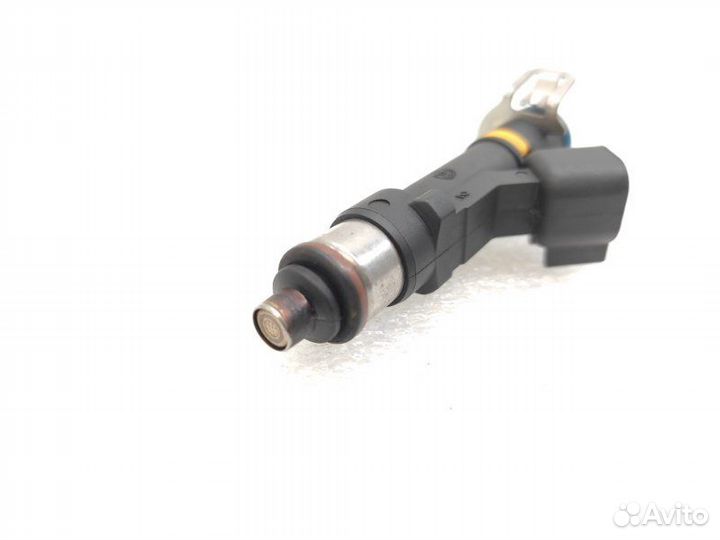 Форсунка топливная Mazda 3 BL L3 2009