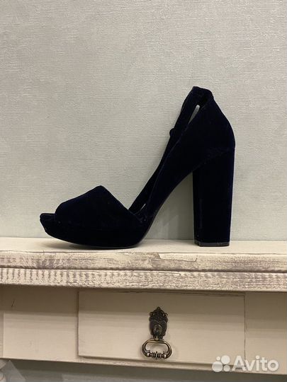 Туфли бархатные 38,5