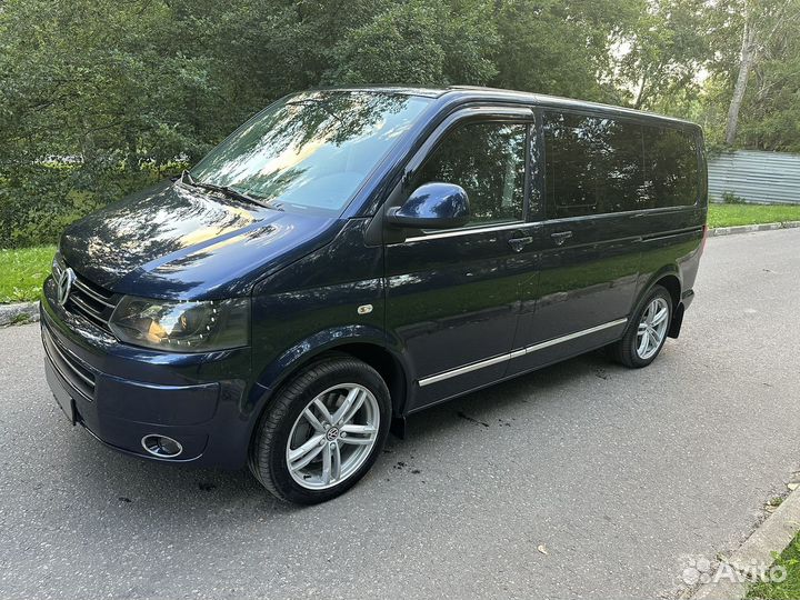Volkswagen Multivan 2.0 AMT, 2011, 175 237 км