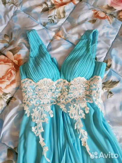 Вечернее платье