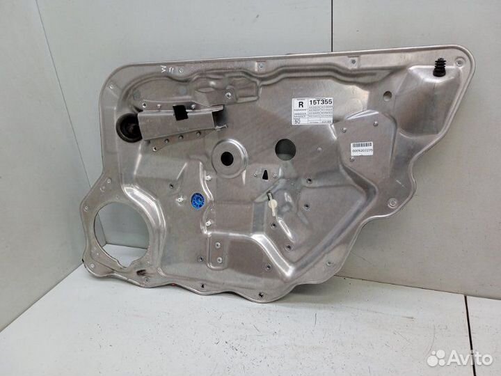 Стеклоподъемник задний правый Mercedes-Benz