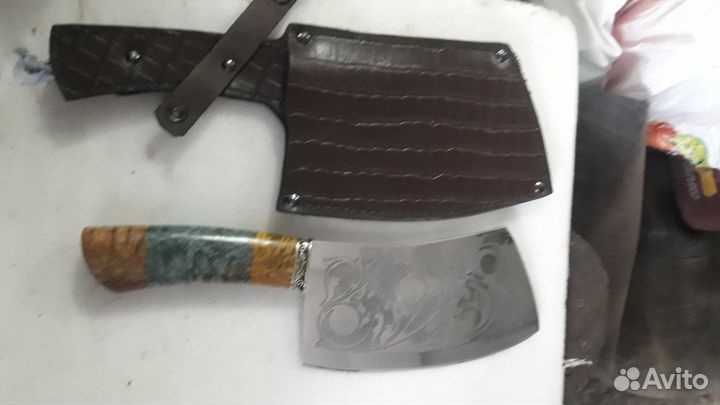 Кухонный топорик и ножи мясокомбинатовские