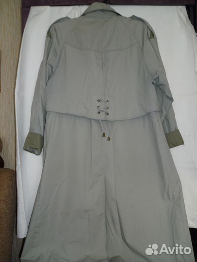 Плащ женский