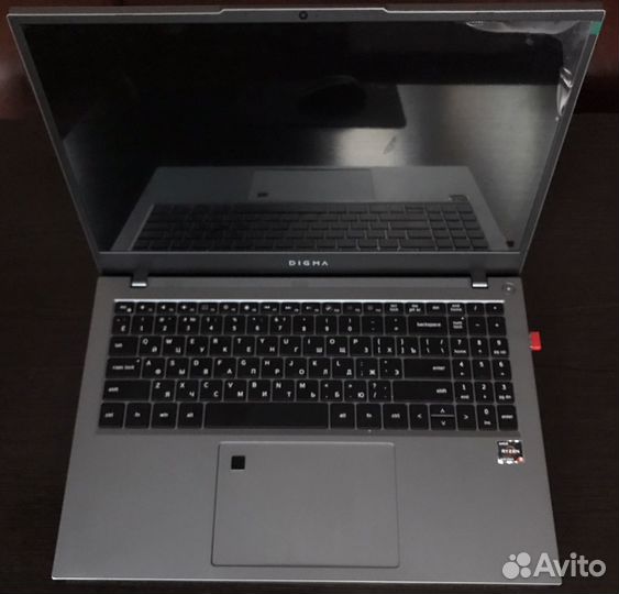 Ноутбук digma Pro Fortis M