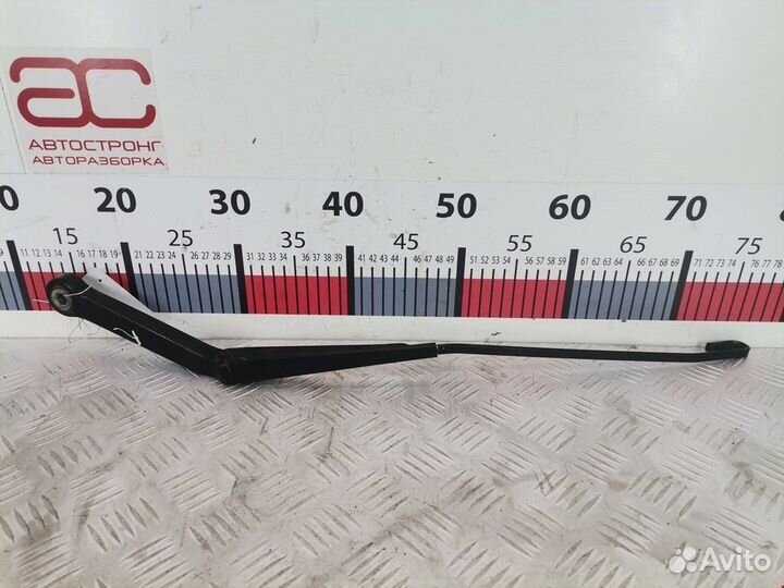 Щеткодержатель (поводок стеклоочистителя, дворник)