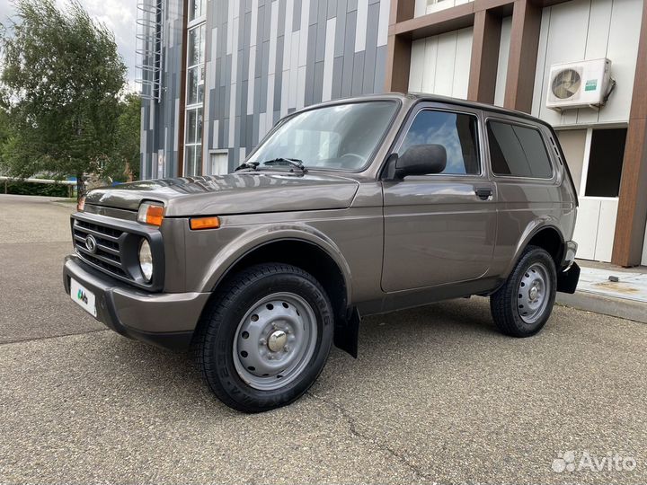 LADA 4x4 (Нива) 1.7 МТ, 2015, 75 000 км