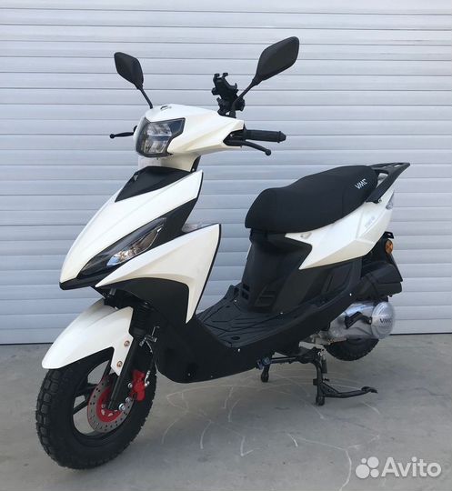 Скутер Vento Corsa RS