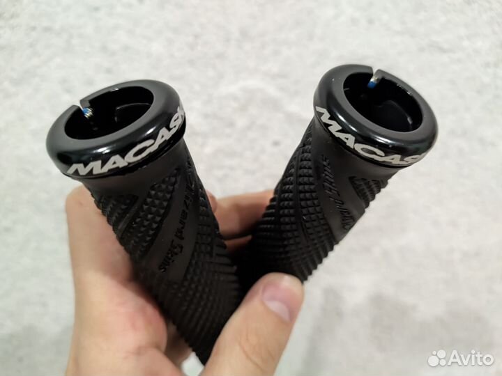 Грипсы Lizard Skins Danny MacAskill Lock-On Black