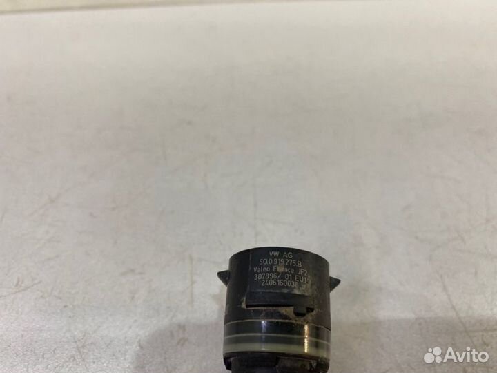 Парктроник задний правый Audi Q7 4MB cvmd 2017