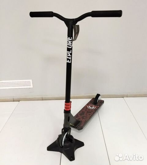 Трюковой самокат Booger deluxe
