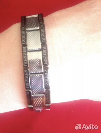 Новый браслет givenchy