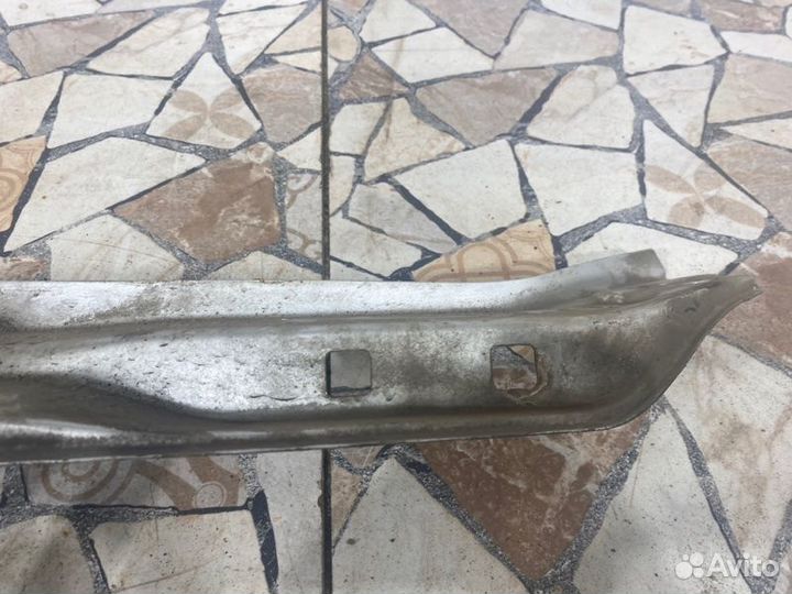 Рамка радиатора Renault Symbol седан 1.4 (K7J700)