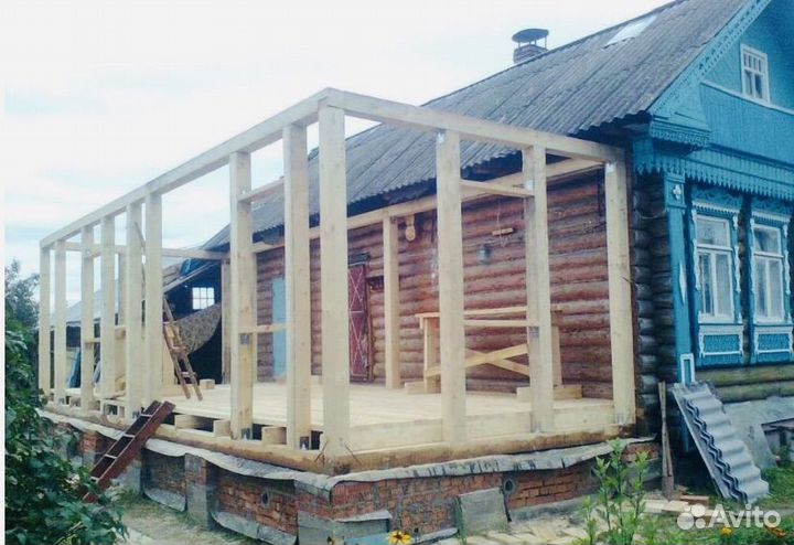 Бригада строителей