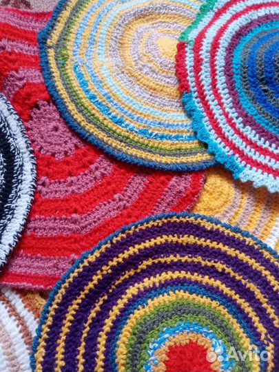 Связанные коврики диаметром 35 и 40 см
